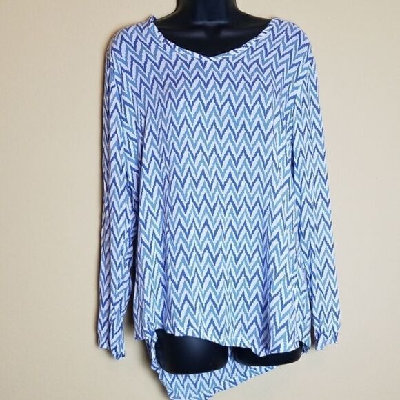 Nomadic Traders Long Sleeve Chevron Top - Picture 1 of 6
